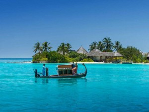 Four-Seasons-Resort-Maldives10-300x225