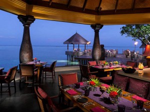 Four-Seasons-Resort-Maldives12-300x225